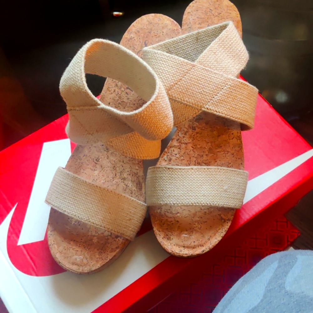 Lucky Brand 4 1/2 inch wedges.